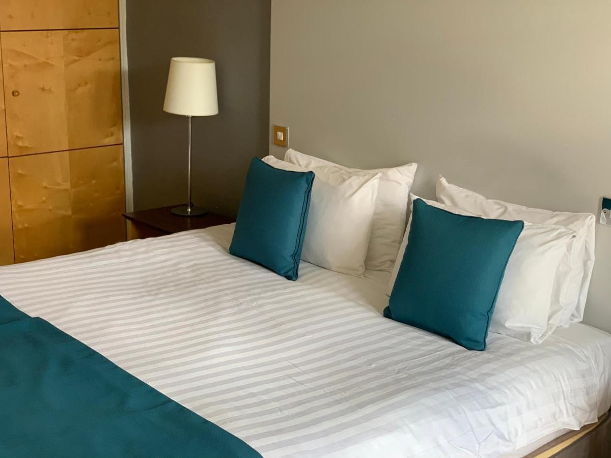 The Angel Hotel Κάρντιφ Εξωτερικό φωτογραφία